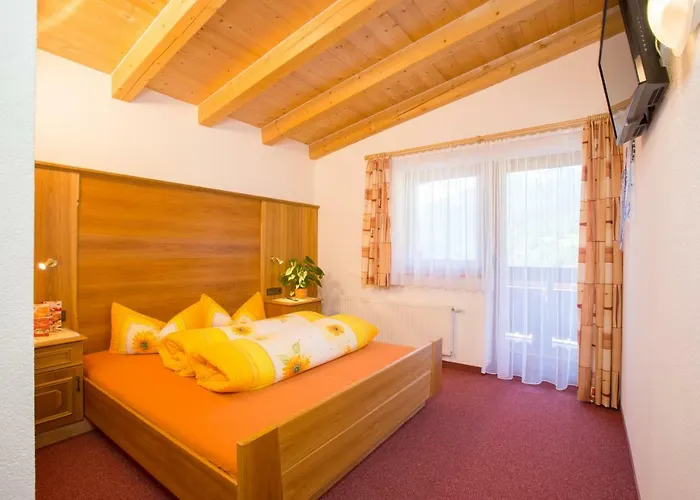 Haus Alois Bed & Breakfast